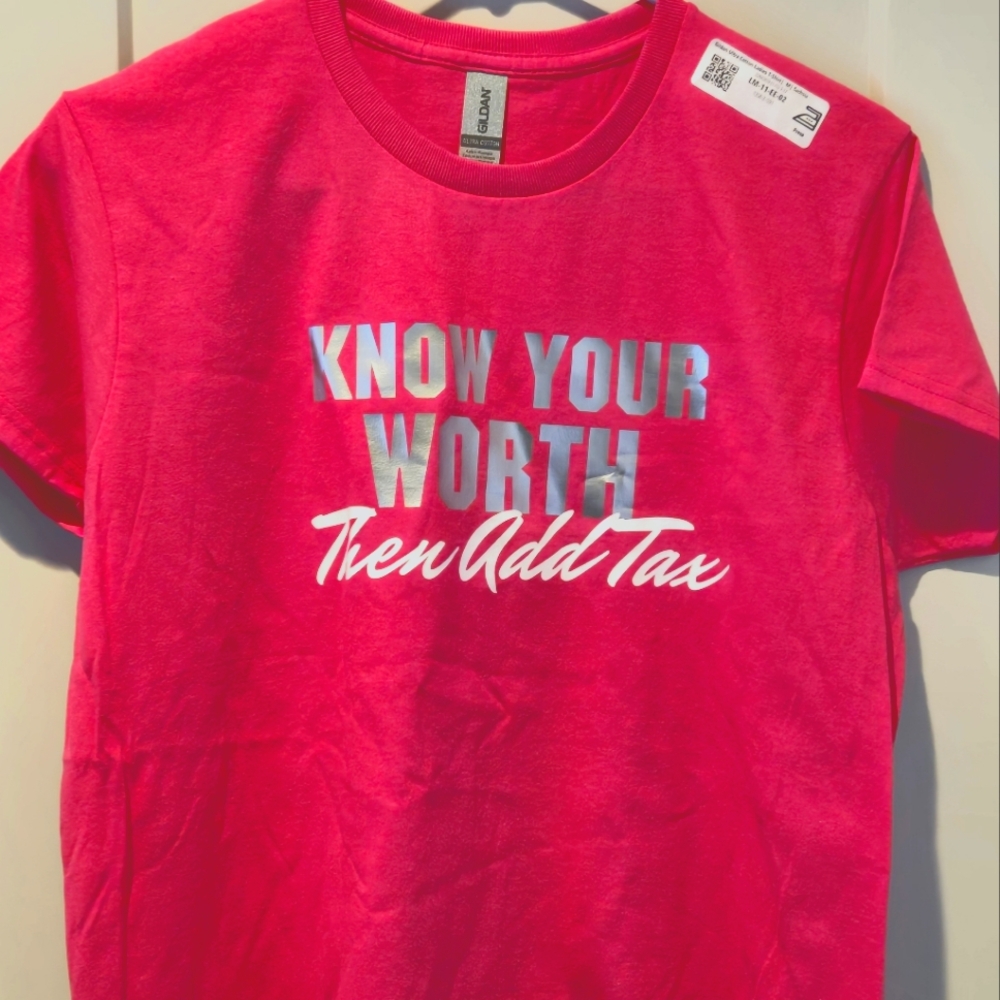 Graphic tee